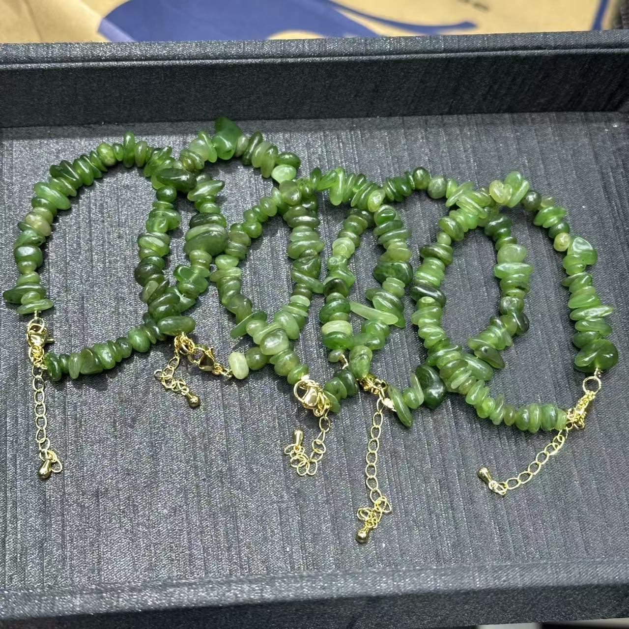 《XQ01》天然和田玉碧玉碎石手链多样性发其一