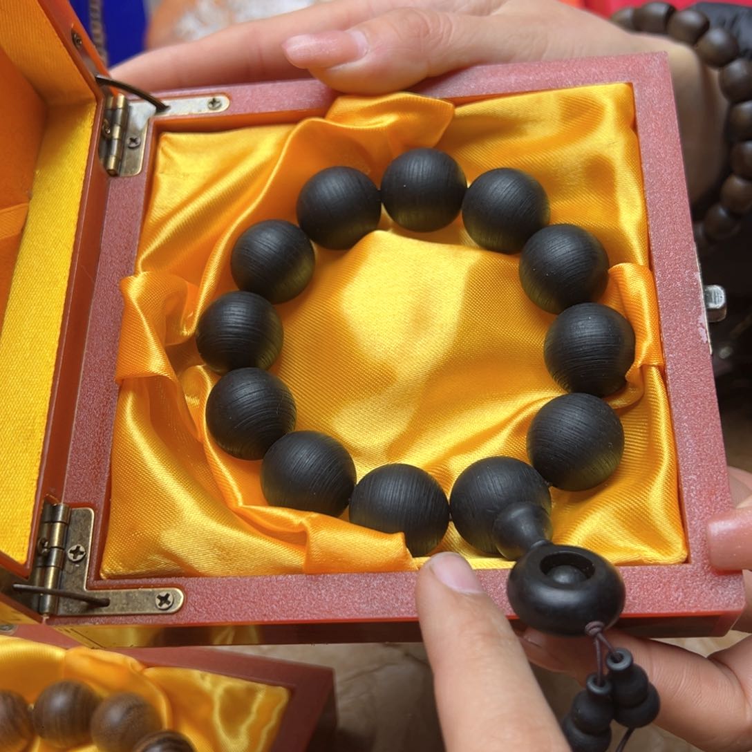 滴血莲花菩提吊坠