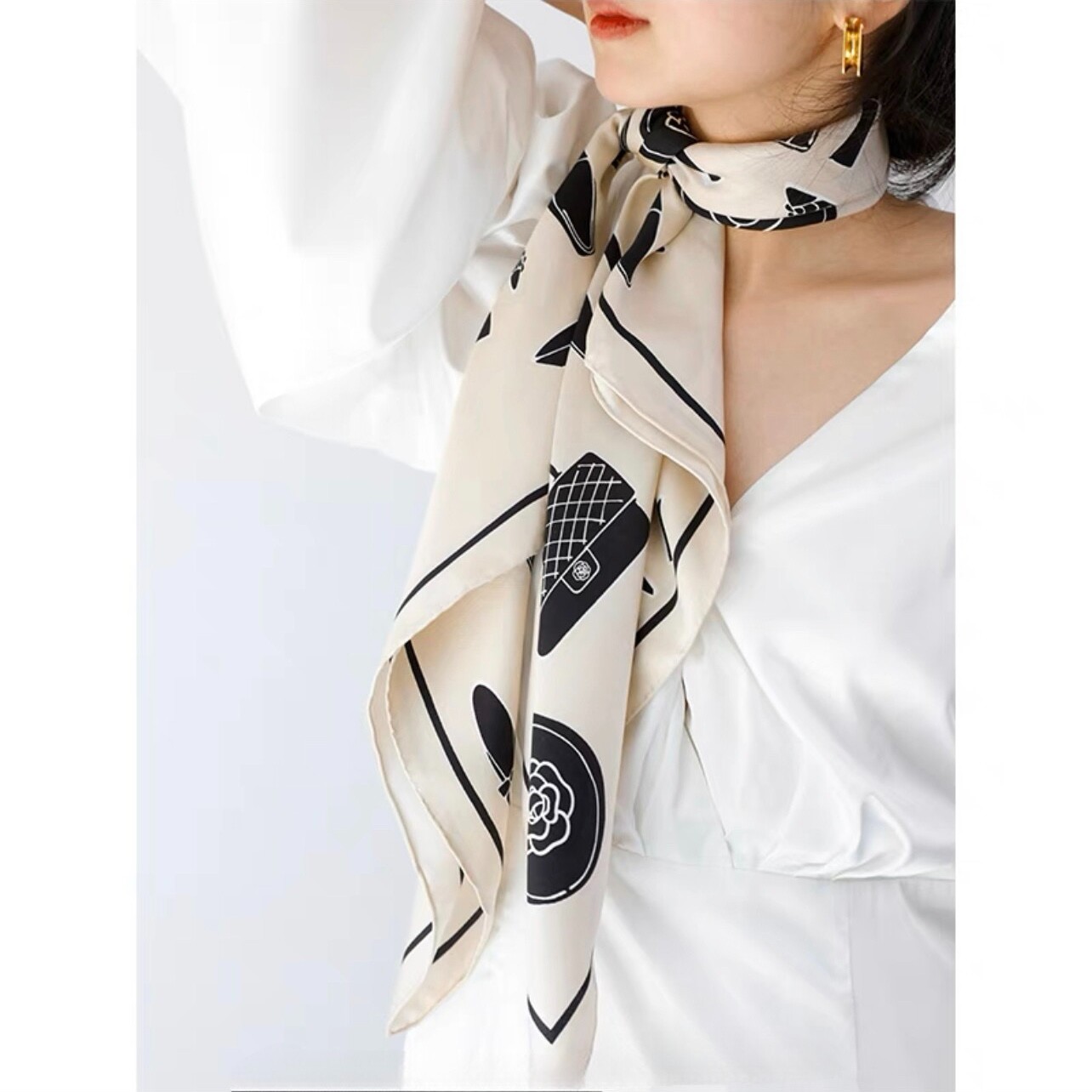 桑蚕丝单面14姆米斜纹香槟色小香高跟鞋87方巾百搭真丝丝巾D092