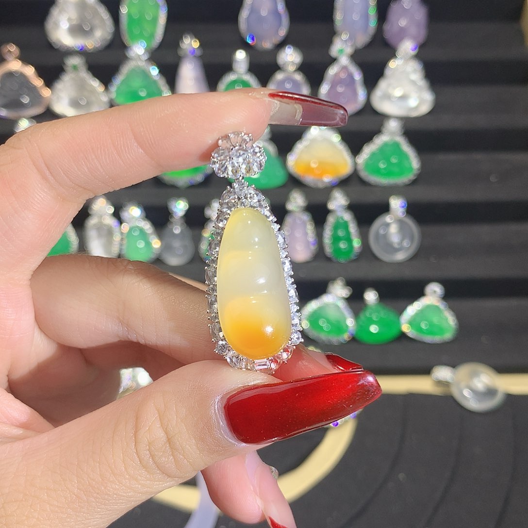 玛瑙/玉髓颈饰银S925镶嵌小*子