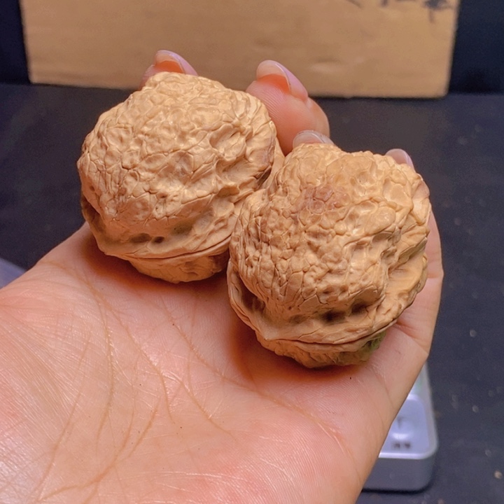 把件文玩核桃   Y33微磕