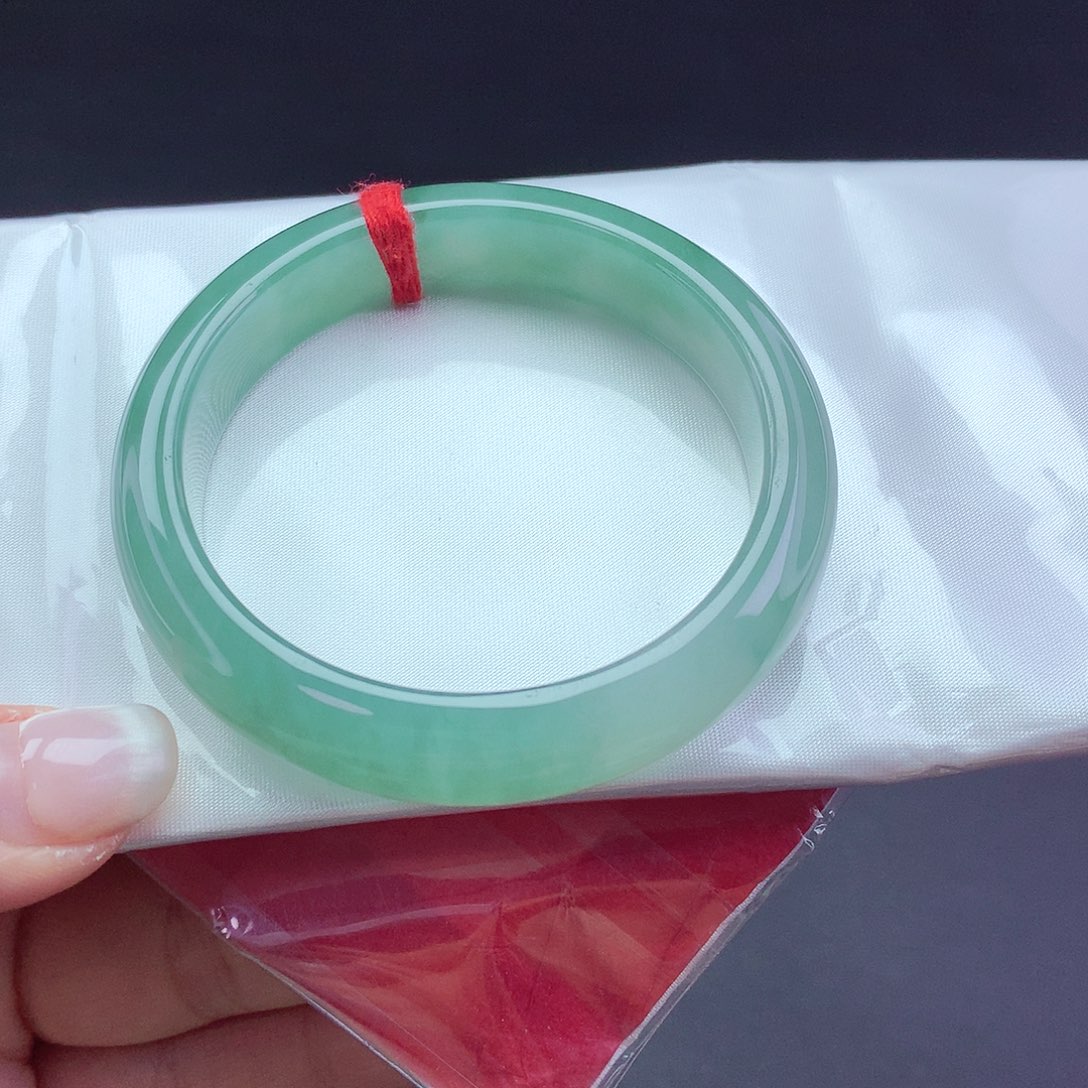 【闪购商品】翡翠手镯未镶嵌a 1910001