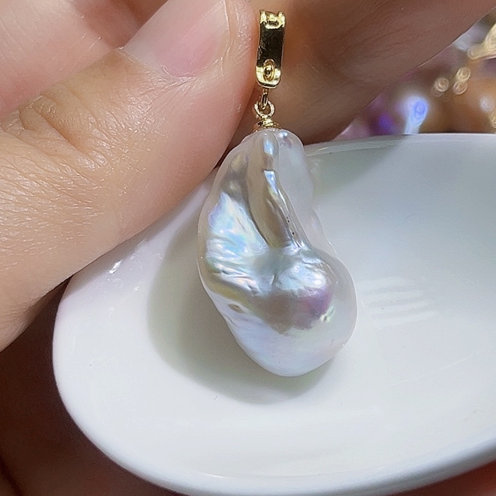 颈饰未镶嵌淡水珍珠