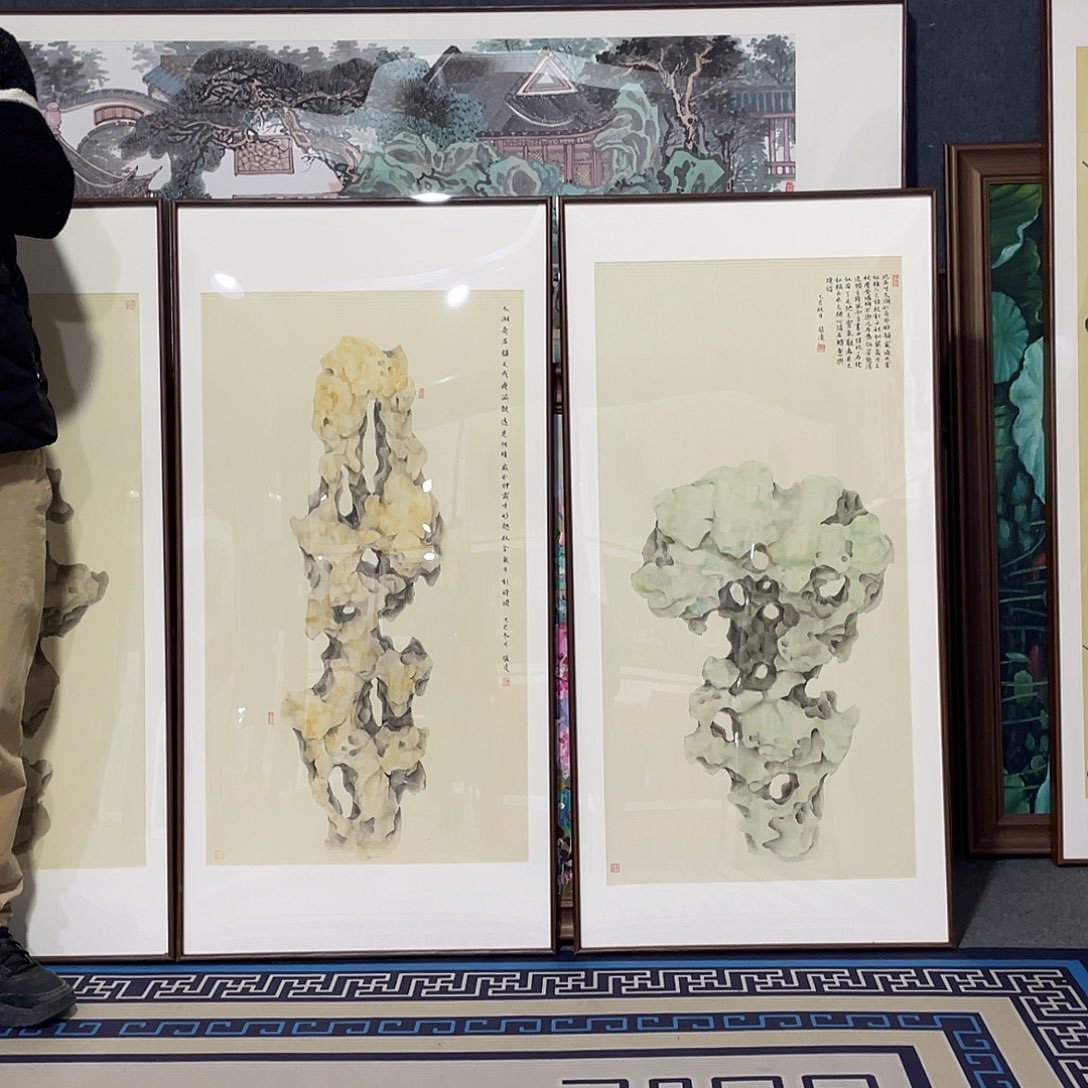 苏***岩国画手绘画作品带框