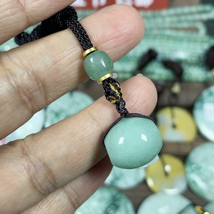【闪购商品】翡翠颈饰未镶嵌玉吊坠翡翠玉路路通
