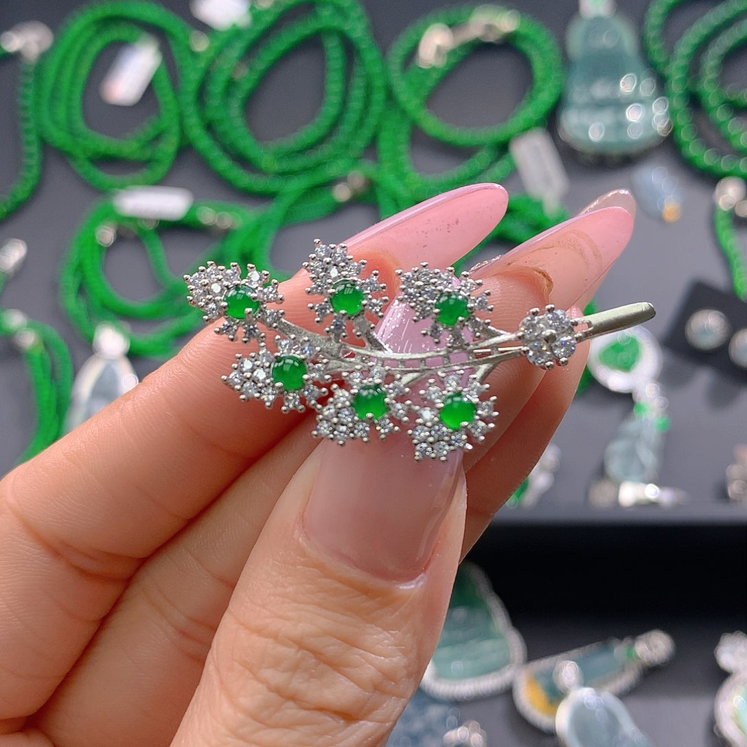 翡翠手链未镶嵌翡翠