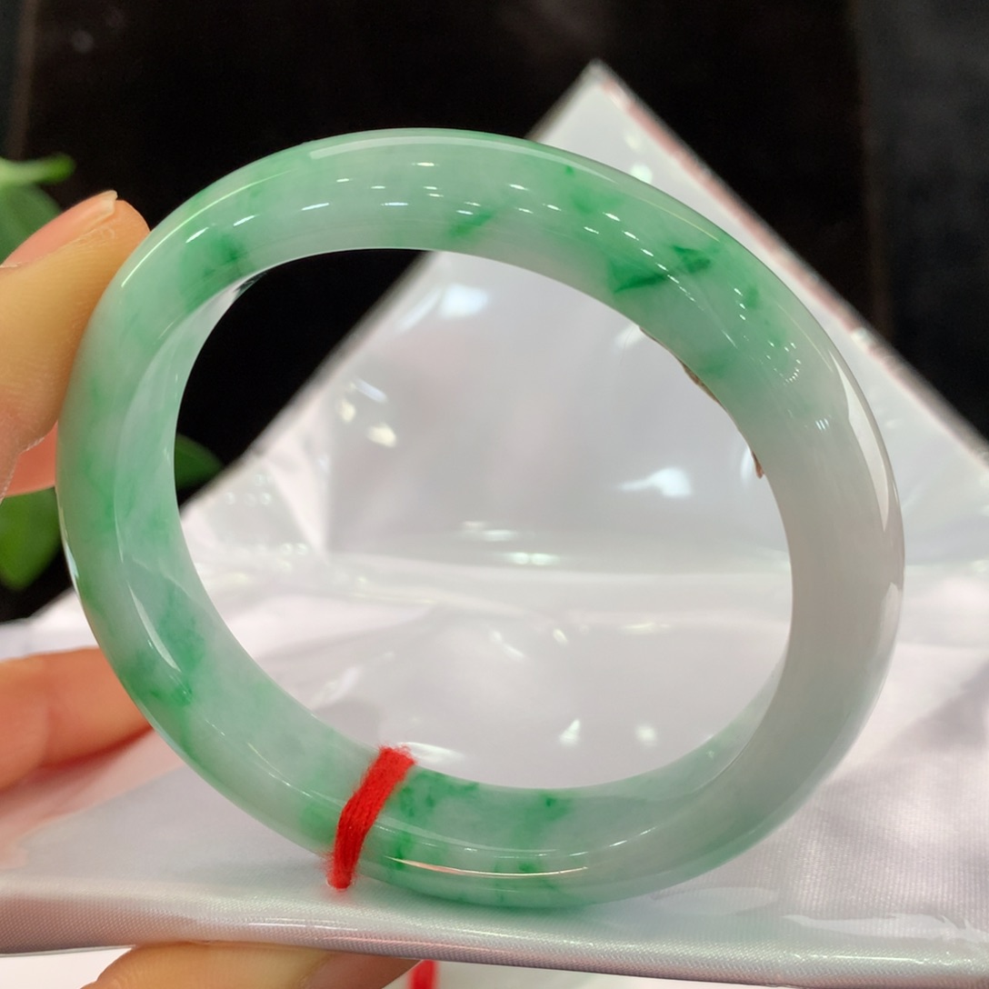 翡翠手镯未镶嵌贵妃7375