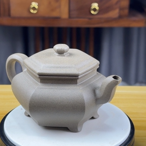 紫砂茶壶密密麻麻