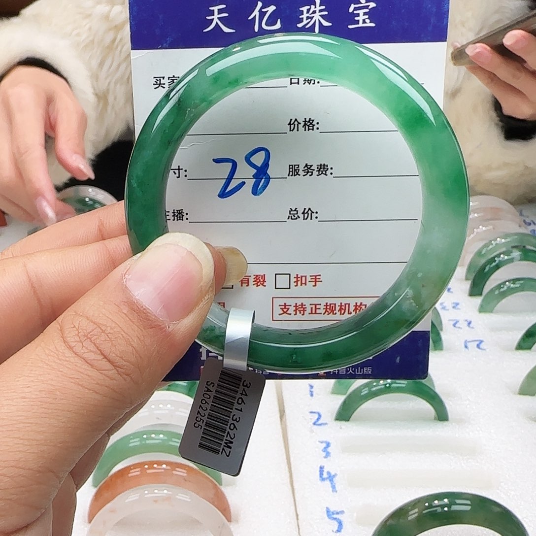 石英质玉未镶嵌多样性发其一