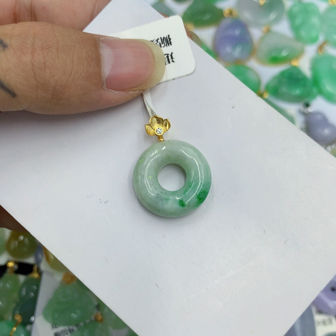 颈饰未镶嵌翡翠翡翠