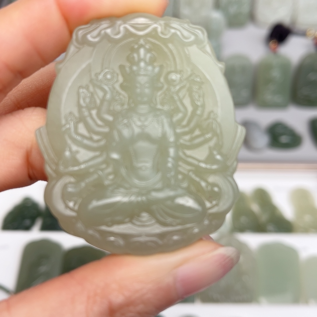 和田玉颈饰未镶嵌醉***风