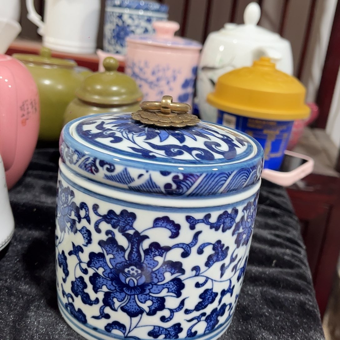 景德镇高温陶瓷茶叶罐