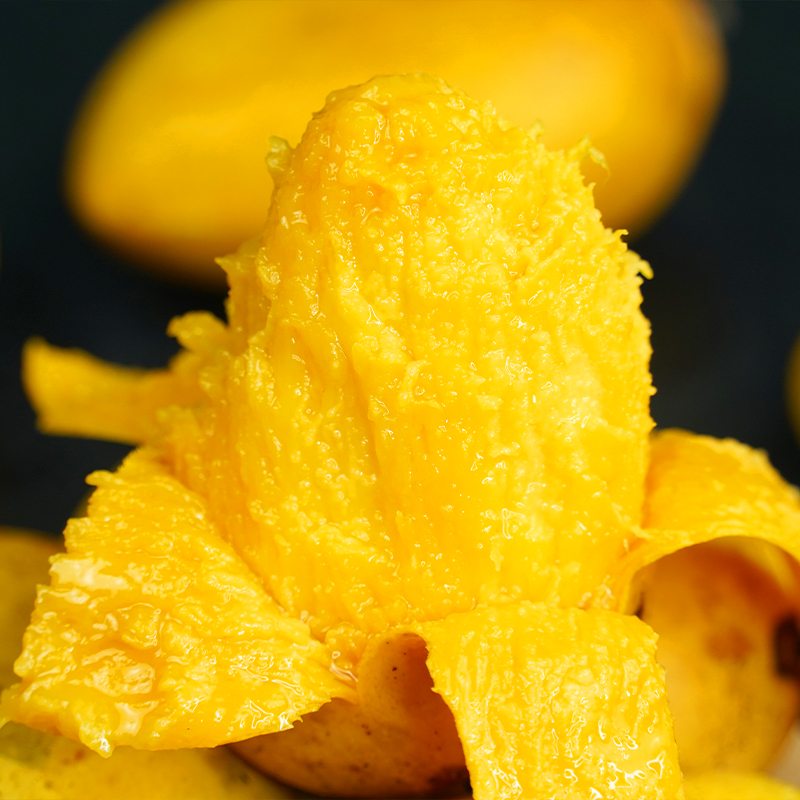 【顺丰包邮】海南三亚树上熟小台农芒果3斤 新鲜应当季 热带水果 香甜大果整箱