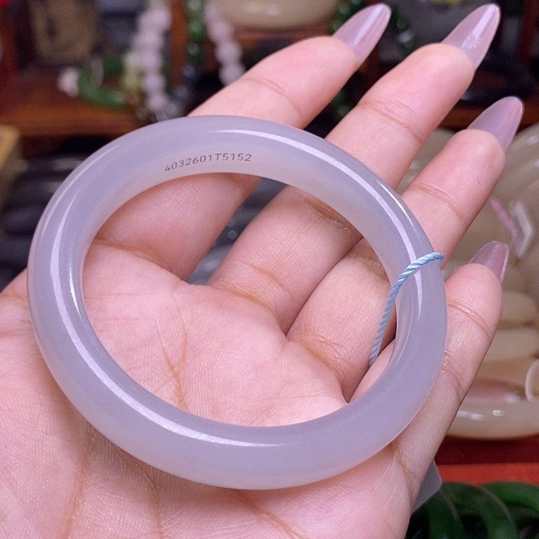 和田玉烟紫收藏毕业级手镯51.5未镶嵌