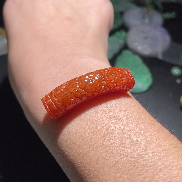 颈饰未镶嵌翡翠天