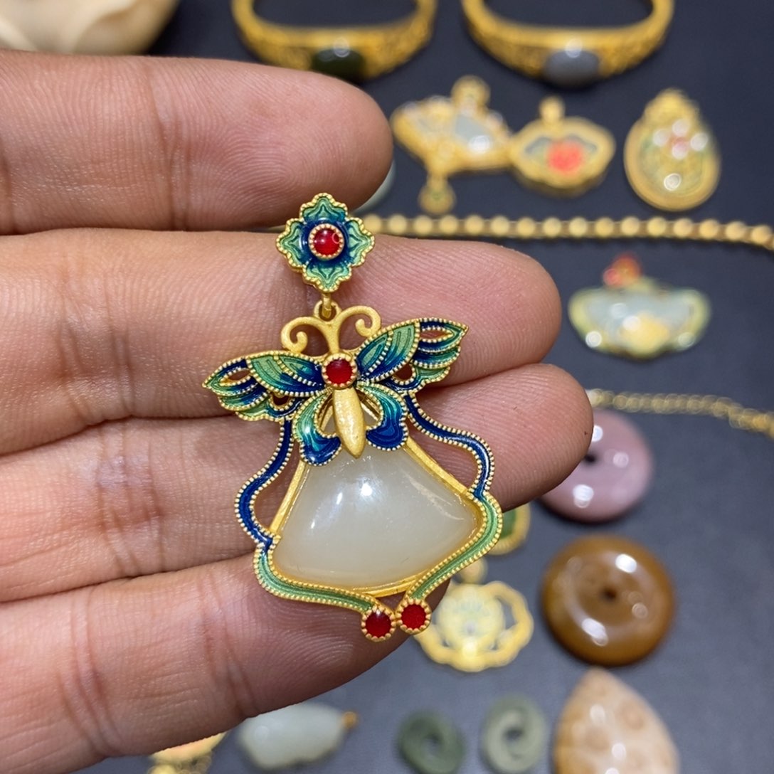 和田玉颈饰银S925镀金镶嵌