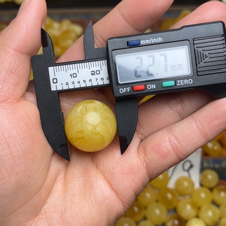 蜜蜡未镶嵌珠宝奇石天然蜜蜡散珠微瑕一粒