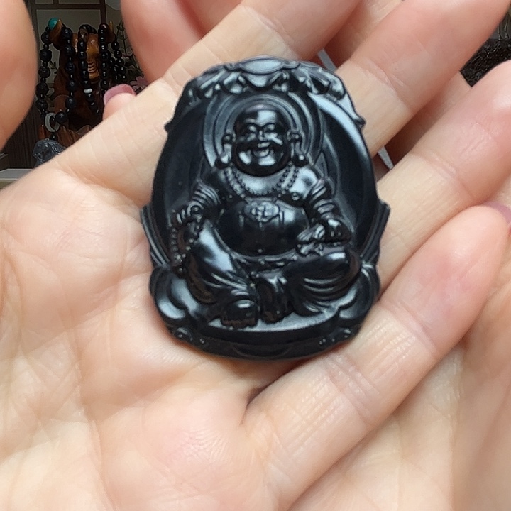 和田玉（墨玉）未镶嵌颈饰小佛公