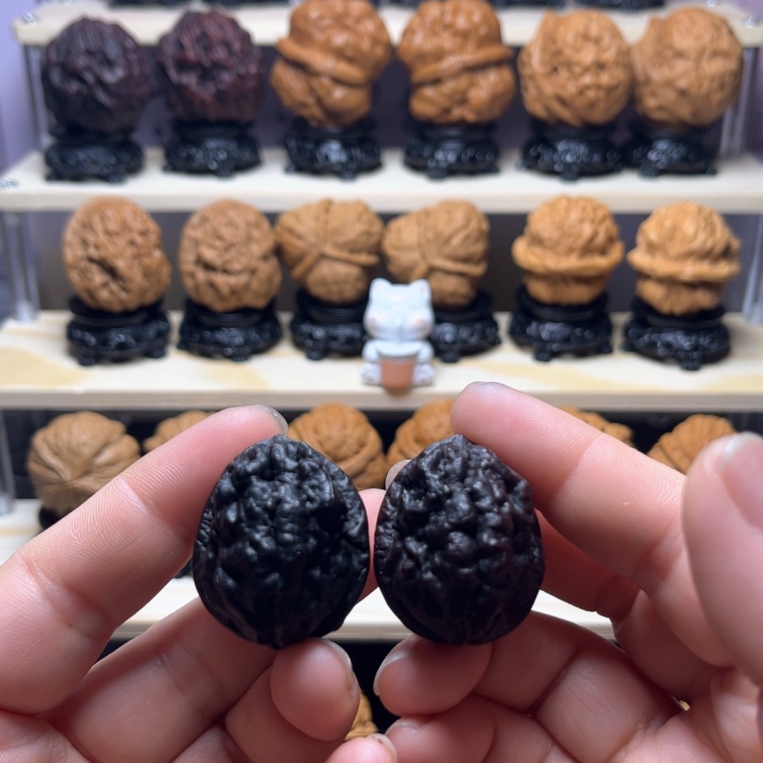 文玩核桃吊坠28w金蟾十八包32尺