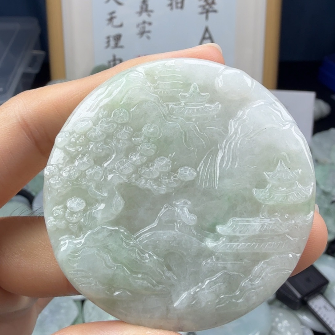 翡翠未镶嵌颈饰翡翠