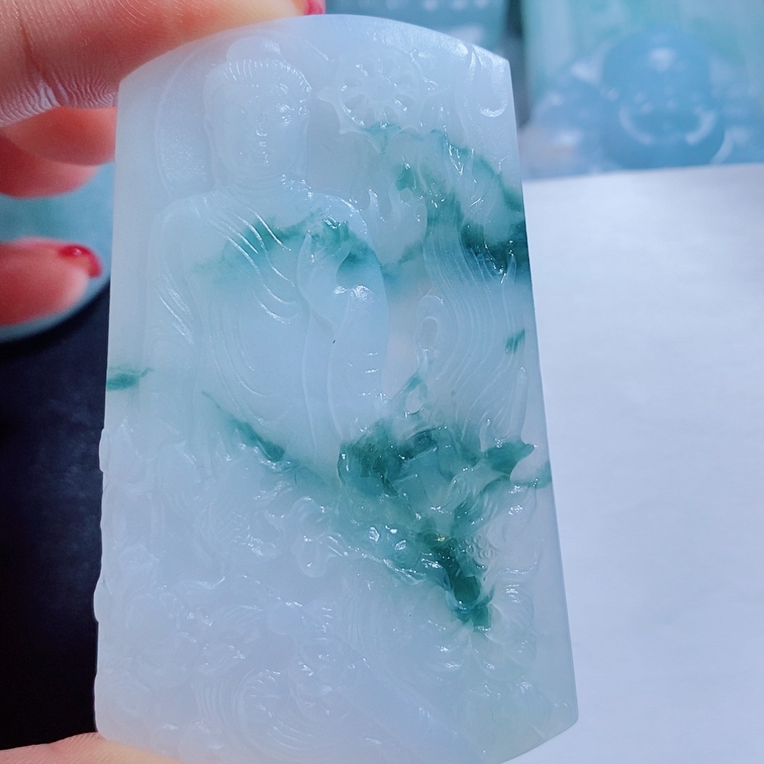 定制翡翠未镶嵌毛货不支持退换货，付款后确认抛光