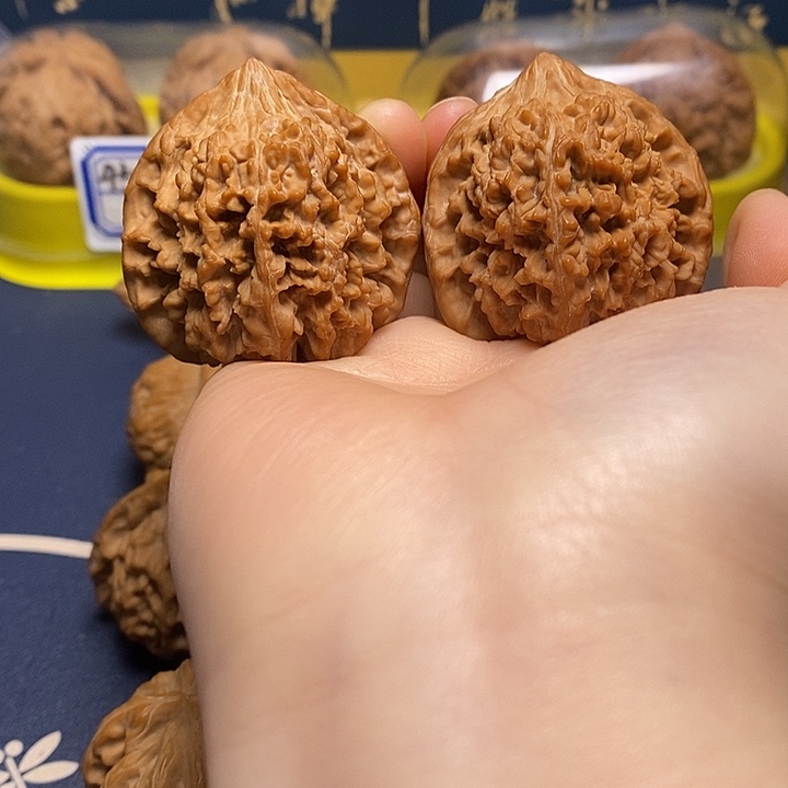 文玩核桃把件满天星