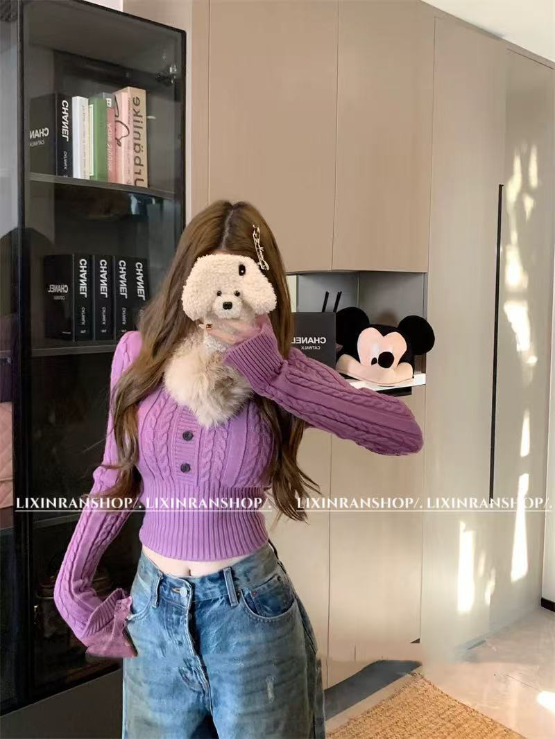 李欣然   【欲辣撩精】   设计感性感蕾丝绞花显瘦针织毛衣#1256