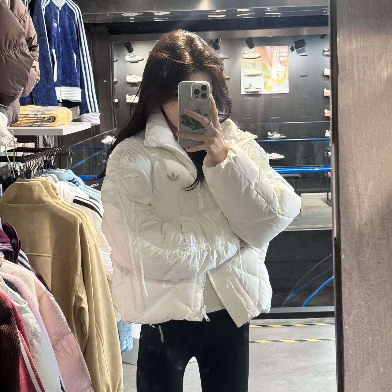  adidas BOW COM DOWN JACKET 休闲保暖运动羽绒服 KC2611 SX