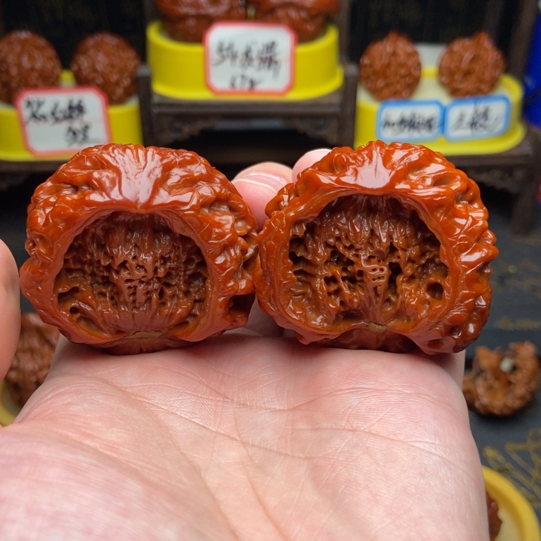 文玩核桃吊坠47聚宝盆