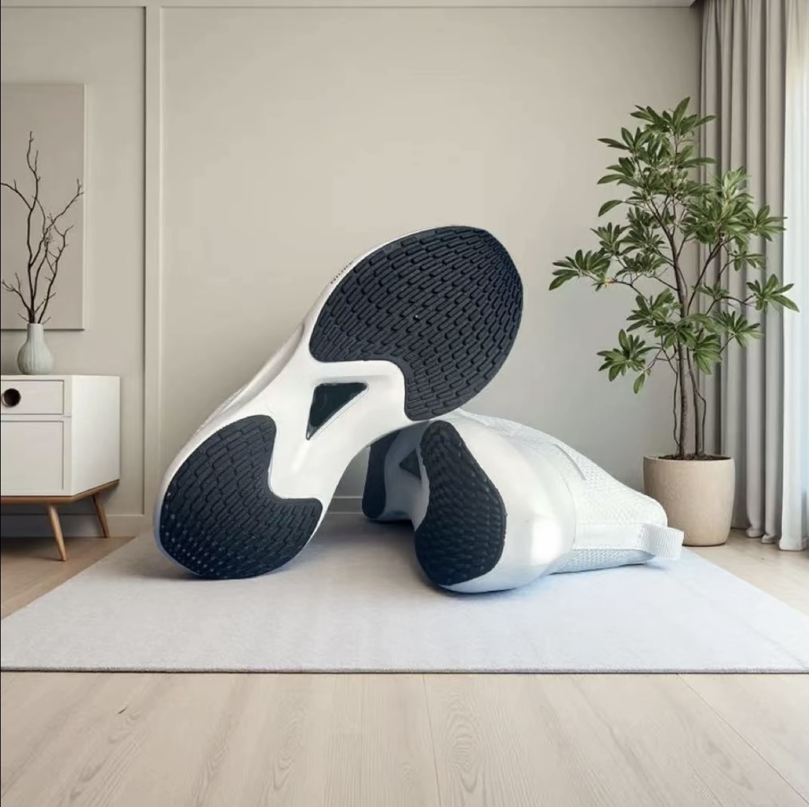 【运费险】断码时尚百搭透气潮鞋男女情侣款耐磨运动鞋休闲夏