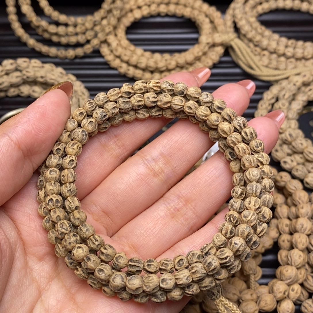 柏香籽/百香籽吊坠沐**沐