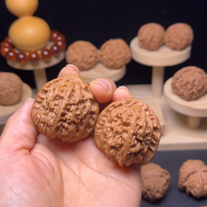 吊坠文玩核桃39白狮子