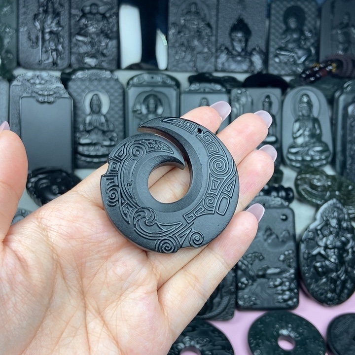 颈饰未镶嵌和田玉程**意