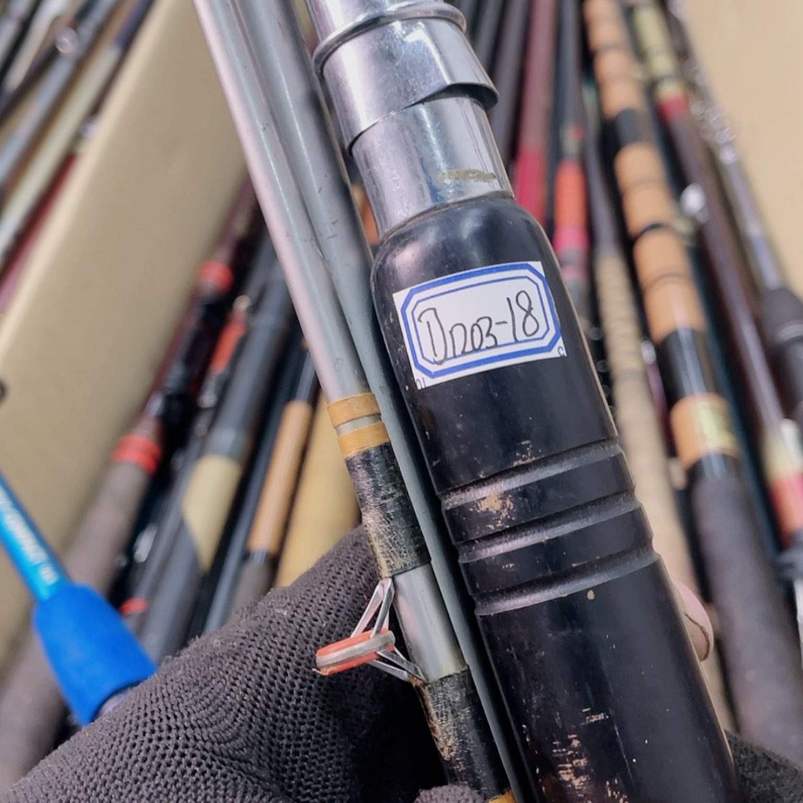 【闪购商品】钓鱼竿微瑕疵孤品