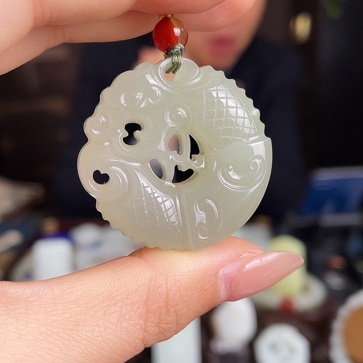 和田玉未镶嵌颈饰定制发货