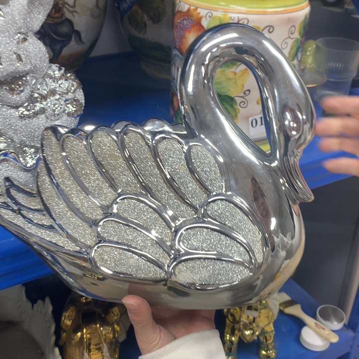 摆件陶瓷。。。。。。。。。