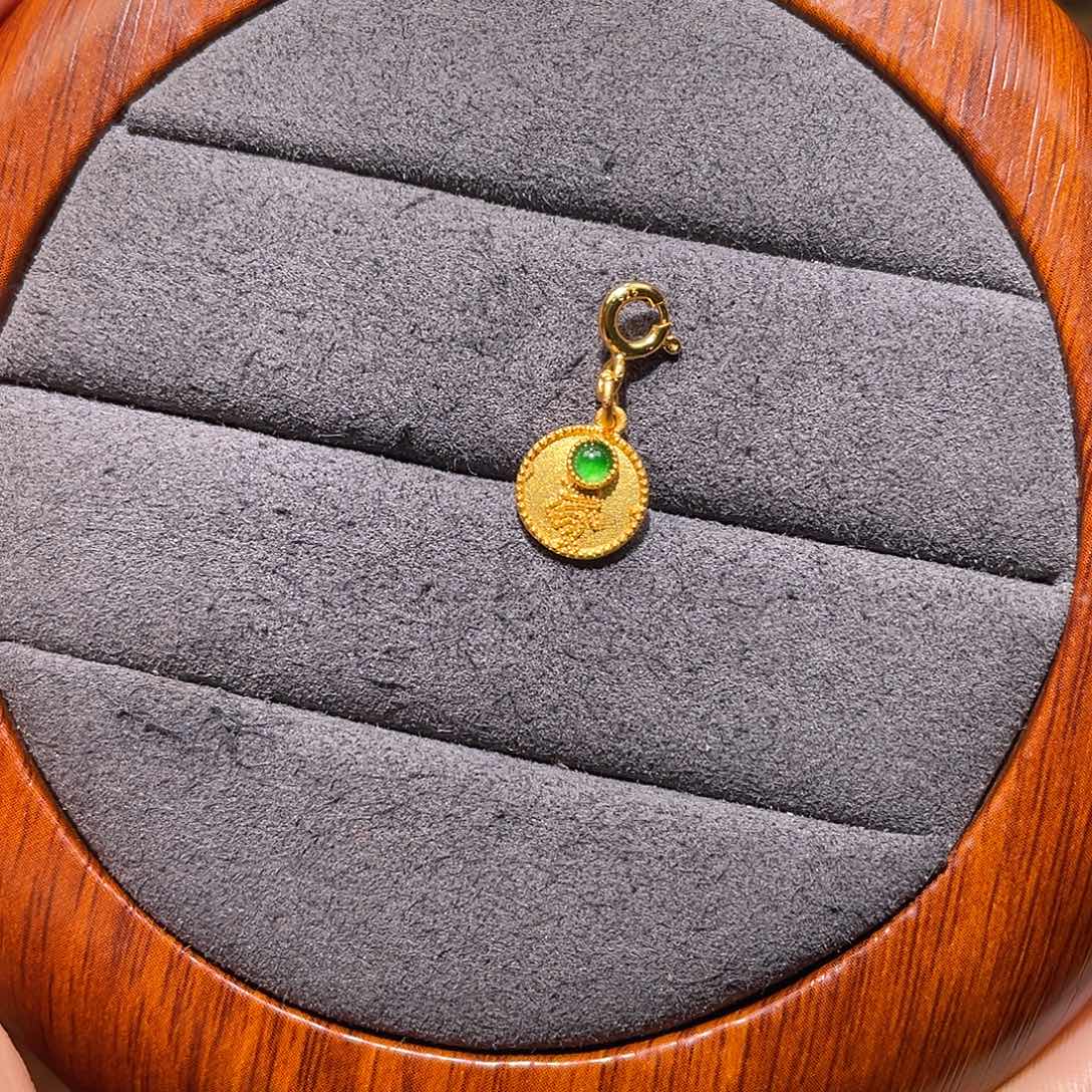 颈饰银S925镶嵌翡翠