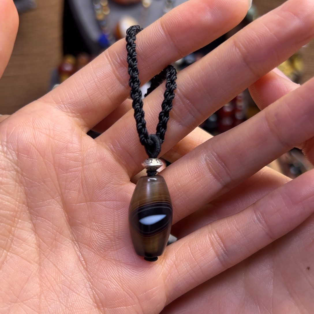 玛瑙/玉髓颈饰未镶嵌斯****n