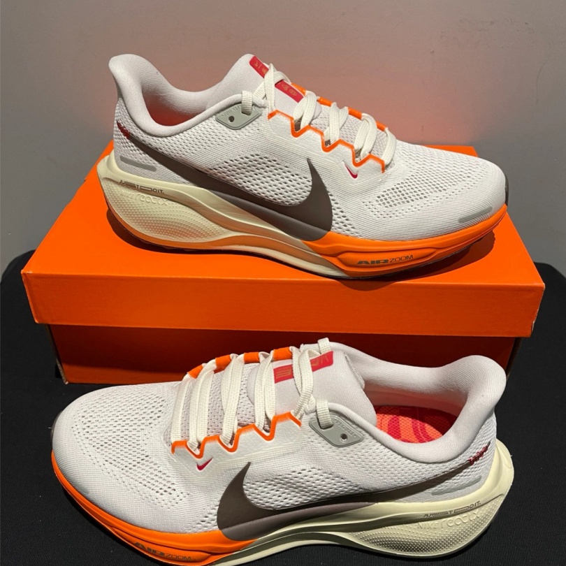 跑鞋2025新款男士回弹耐磨运动跑步鞋网面缓震透气