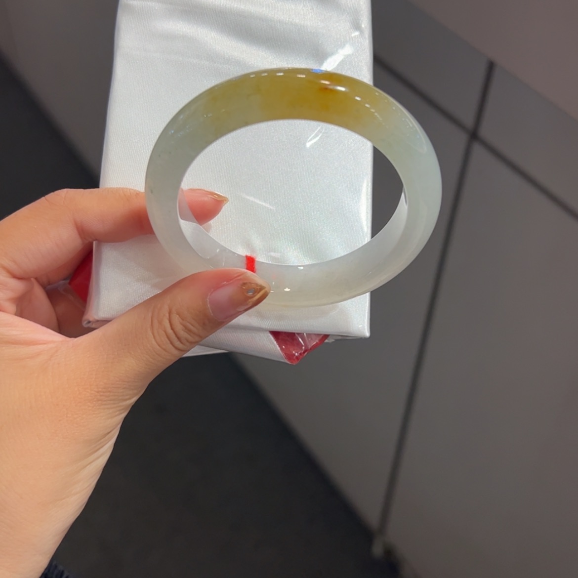【闪购商品】翡翠手镯未镶嵌冰黄翡