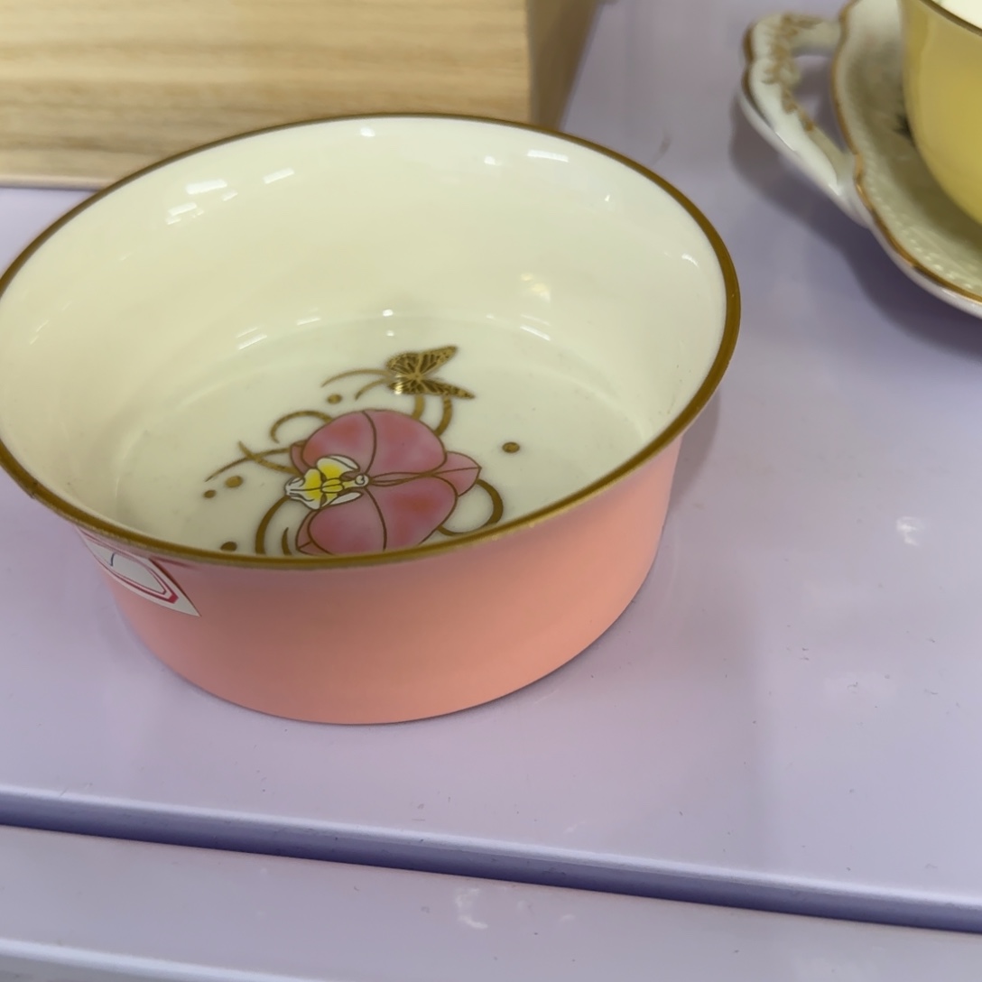 碟洋**物我的心也在滴血呢我的天呐我的