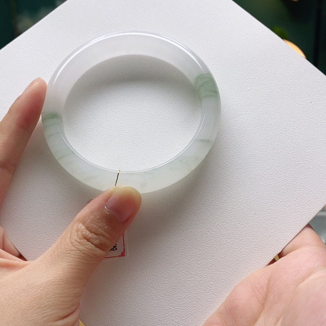 石英质玉手镯未镶嵌58.6