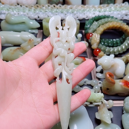 和田玉未镶嵌吊坠(不含链)