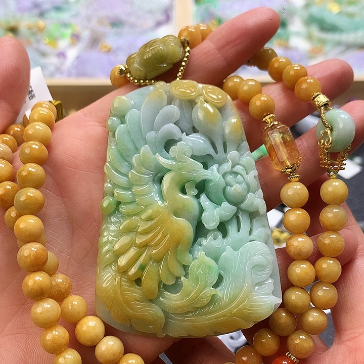 翡翠颈饰未镶嵌吊坠