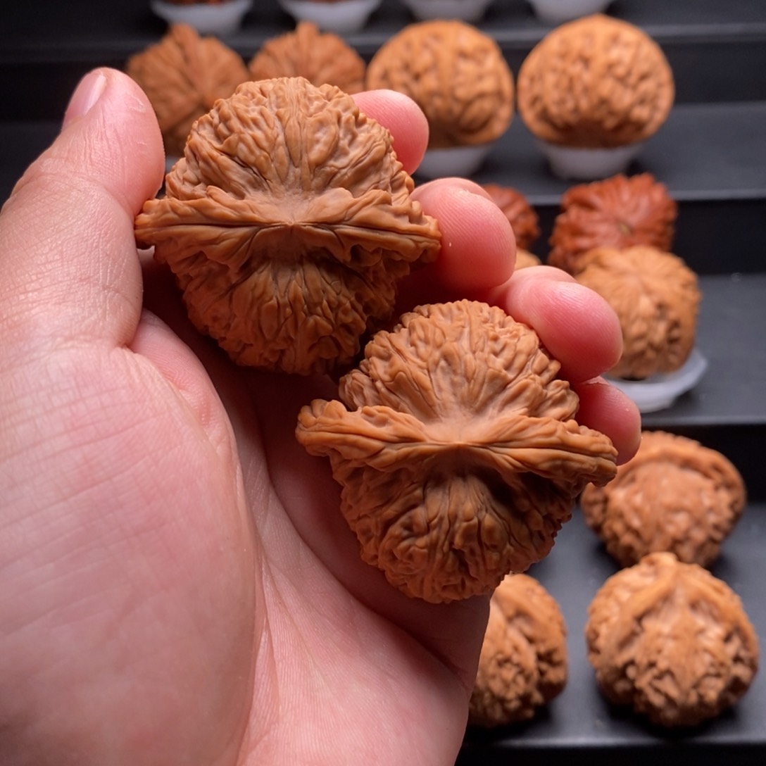 文玩核桃把件45核老闷 全品