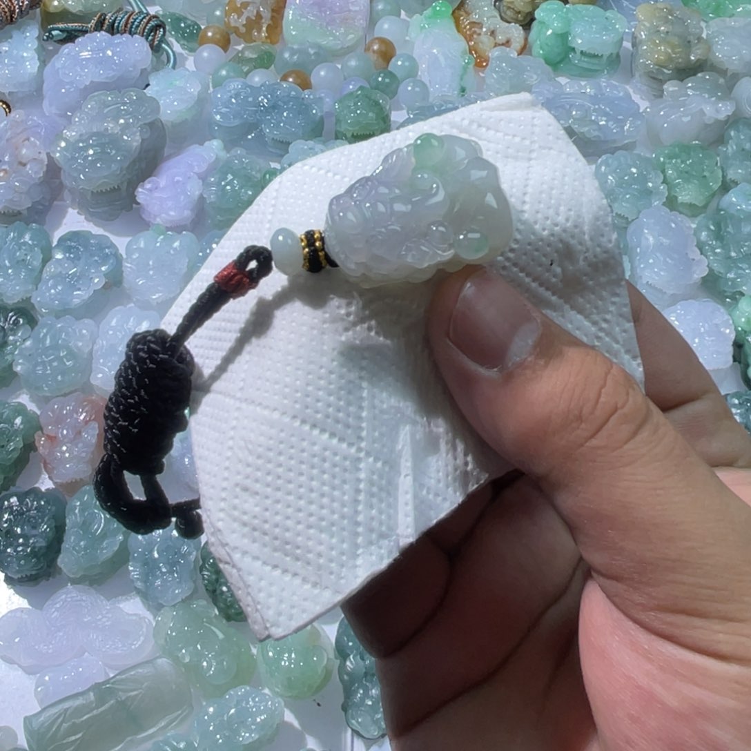 翡翠未镶嵌颈饰天然