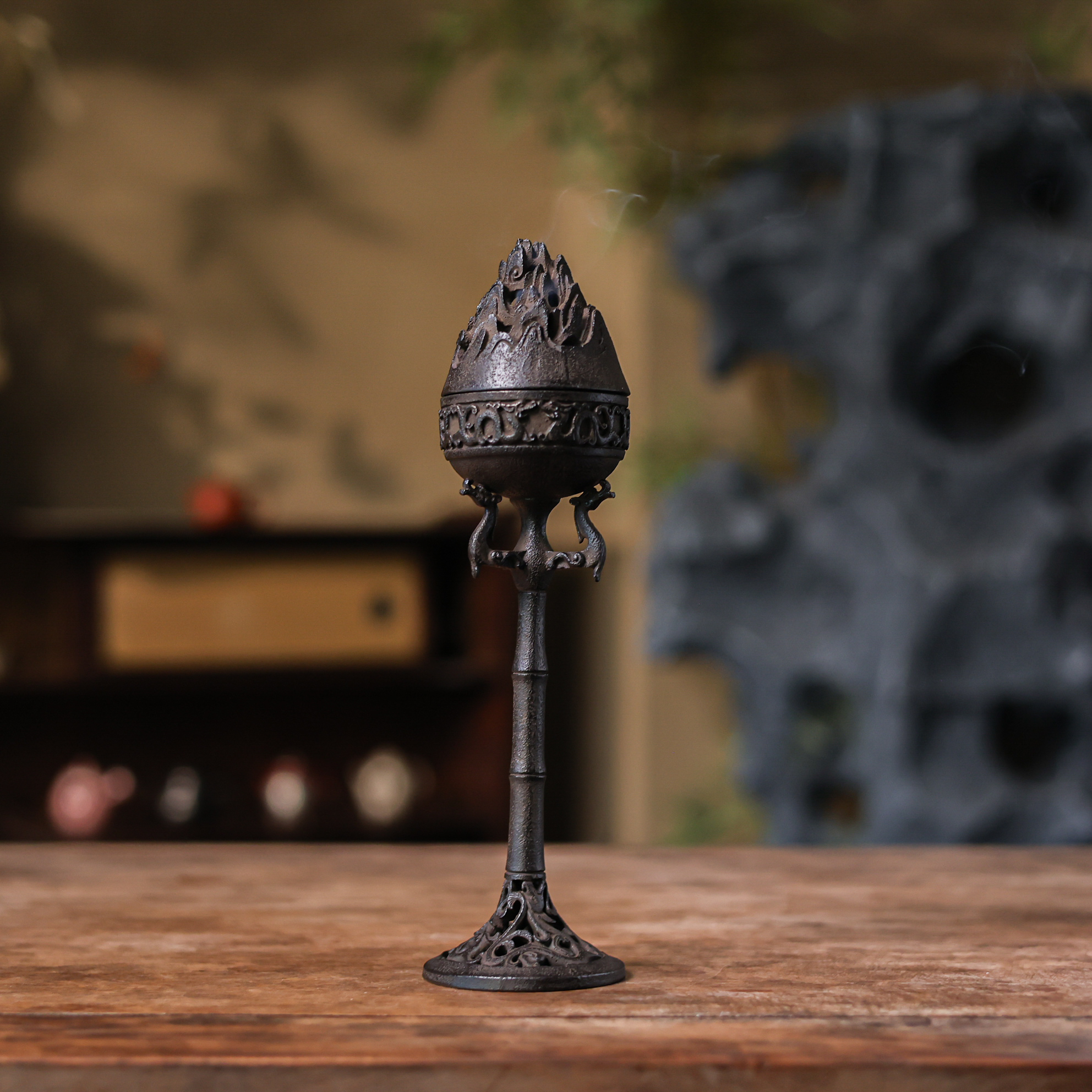 宽窄.砂铁三龙博山香炉口径6.2cm高度28cm（藏王0314）