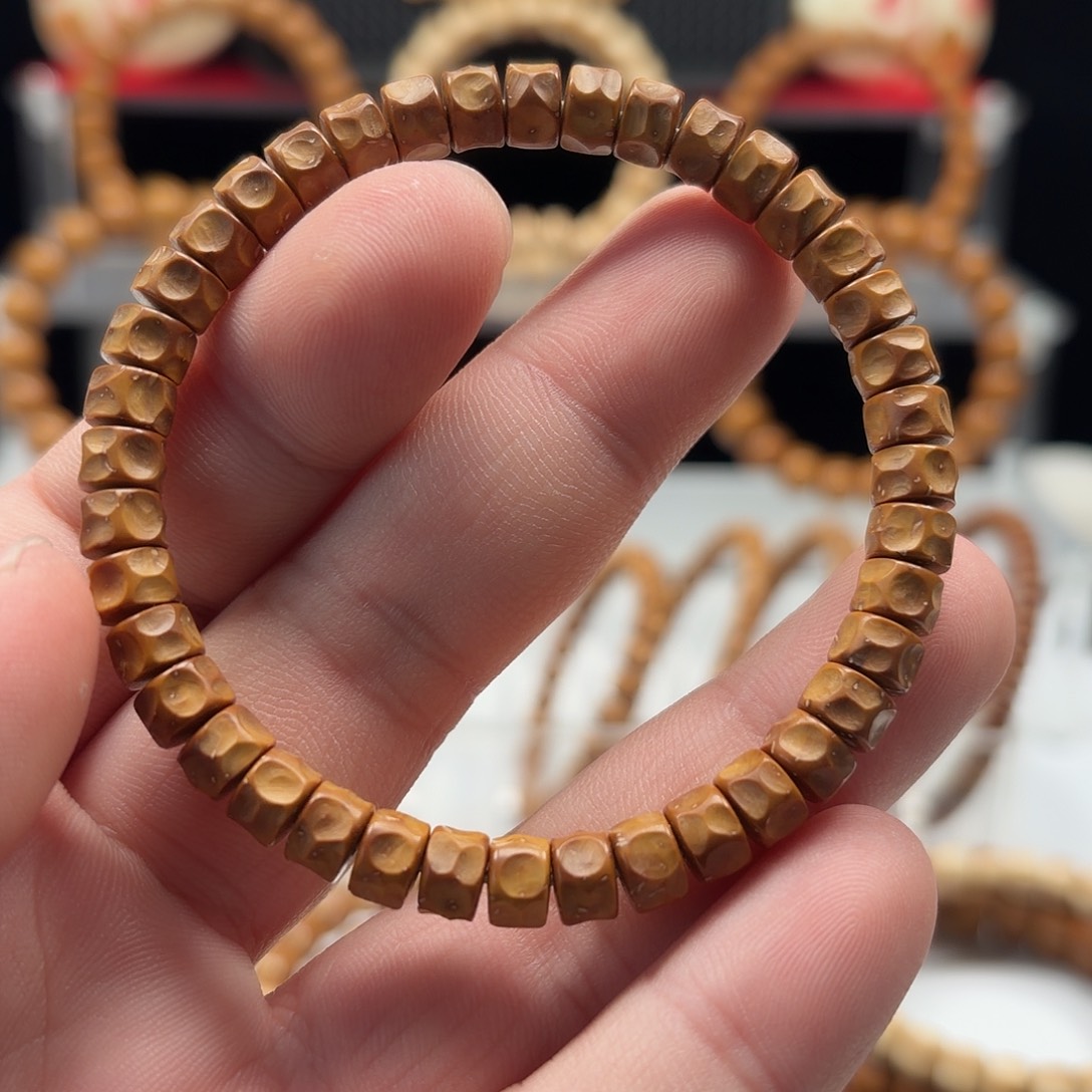 x***-紫金鼠手串紫金鼠纯肉雕刻7