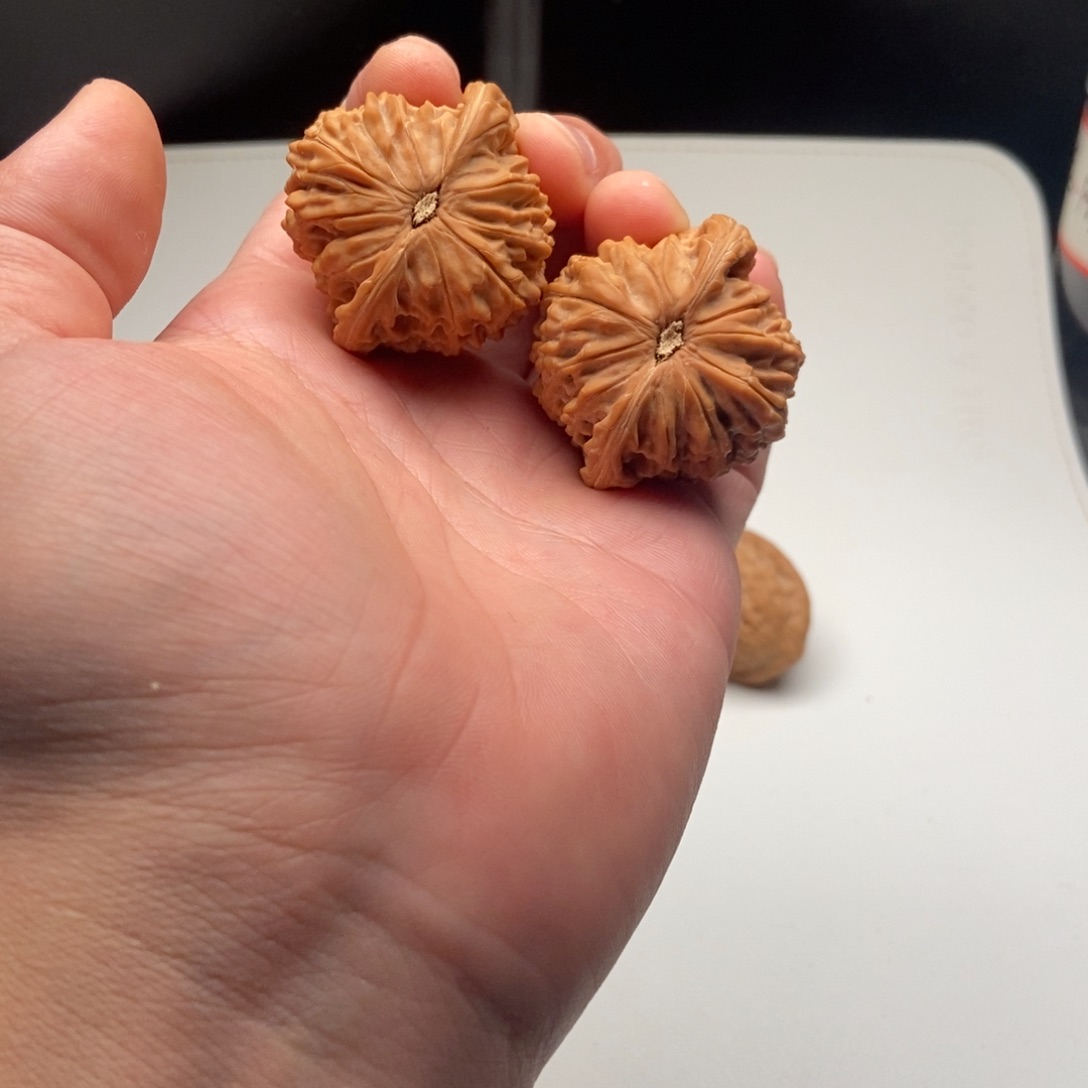 文玩核桃把件万*筒磨盘