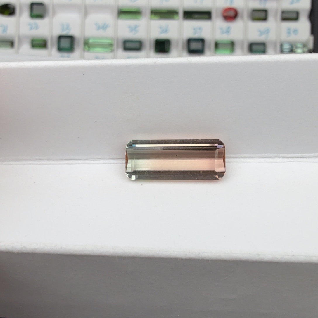 f***a碧玺未镶嵌珠宝半成品天然4.5克拉